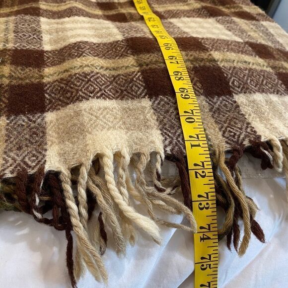"Vintage Plaid Wool Throw Blanket with Fringe - Brown & Tan Diamond Pattern - Picture 2 of 4